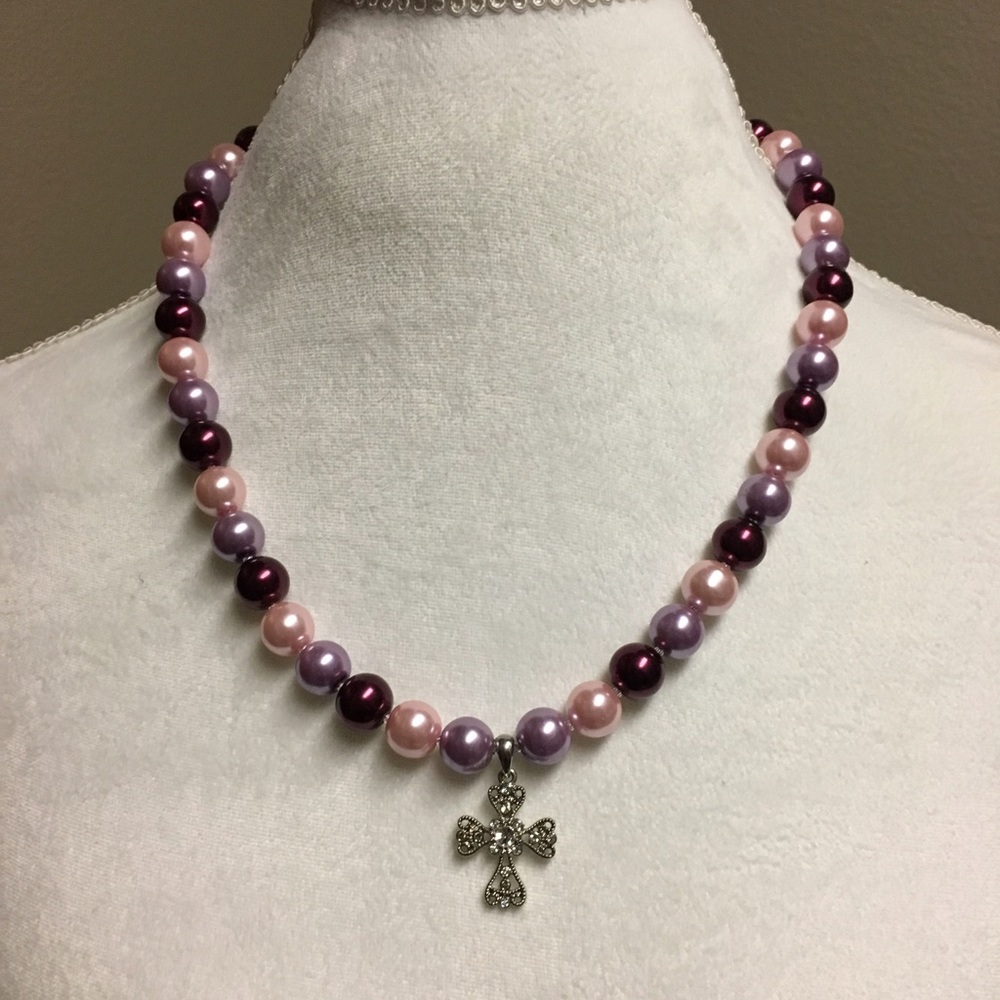 Pearl cross necklace